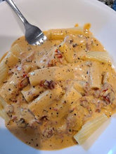 Load image into Gallery viewer, Sun Dried Tomato Doxie Mix